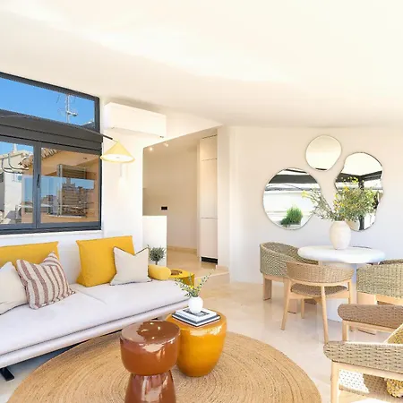Santos 7 - Bright 2-bedroom Duplex With Two Terraces * Malaga