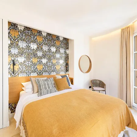 Apartment Santos 7 - Bright 2-bedroom Duplex With Two Terraces