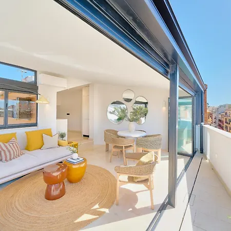 Santos 7 - Bright 2-bedroom Duplex With Two Terraces Malaga